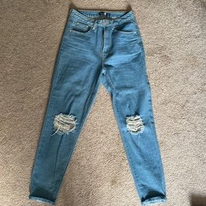 High waist distressed mom jeans